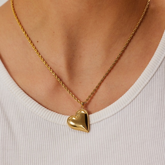 Gold Heart Necklace*Rope Necklace*Waterproof And Sweatproof Jewelry - Picture 2 of 4